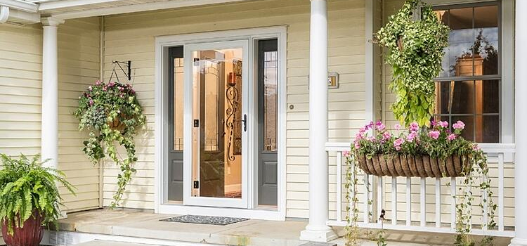 screen door installation in Blackhawk
