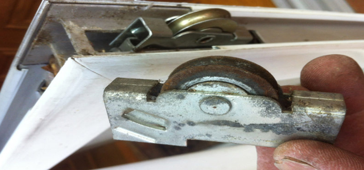 screen door roller repair in Blackhawk